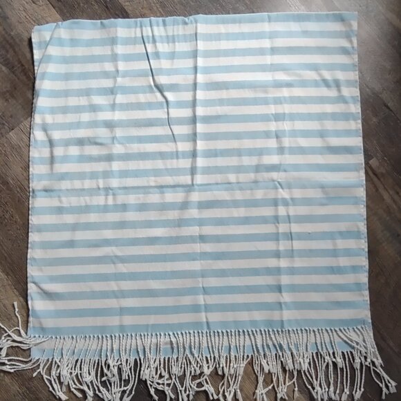 Victorias Secret Beach Blanket Throw Scarf Cover-Wrap Blue & White Striped - Picture 5 of 10
